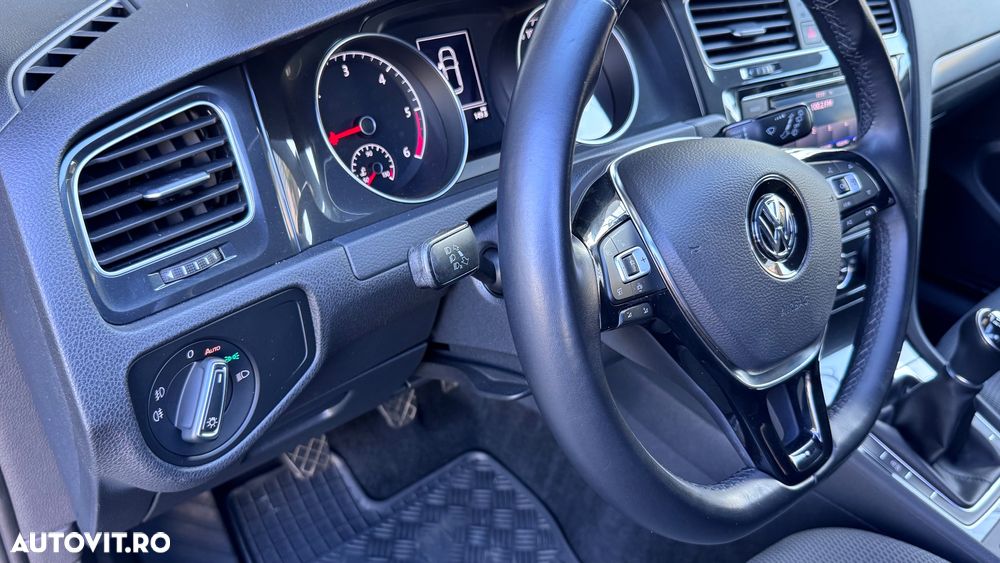 Volkswagen Golf 1.6 TDI Trendline - 12