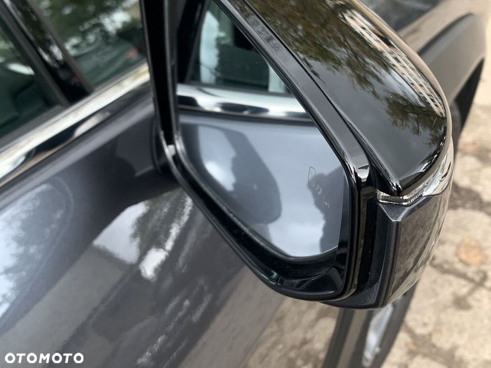 Lexus UX - 20