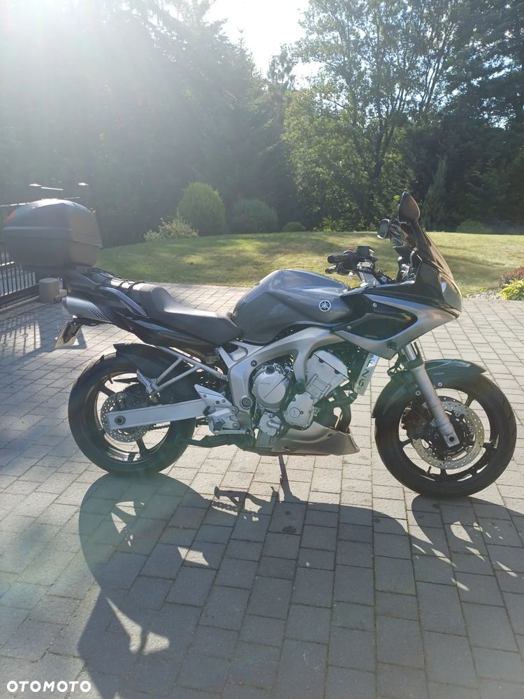 Yamaha FZ6 - 6