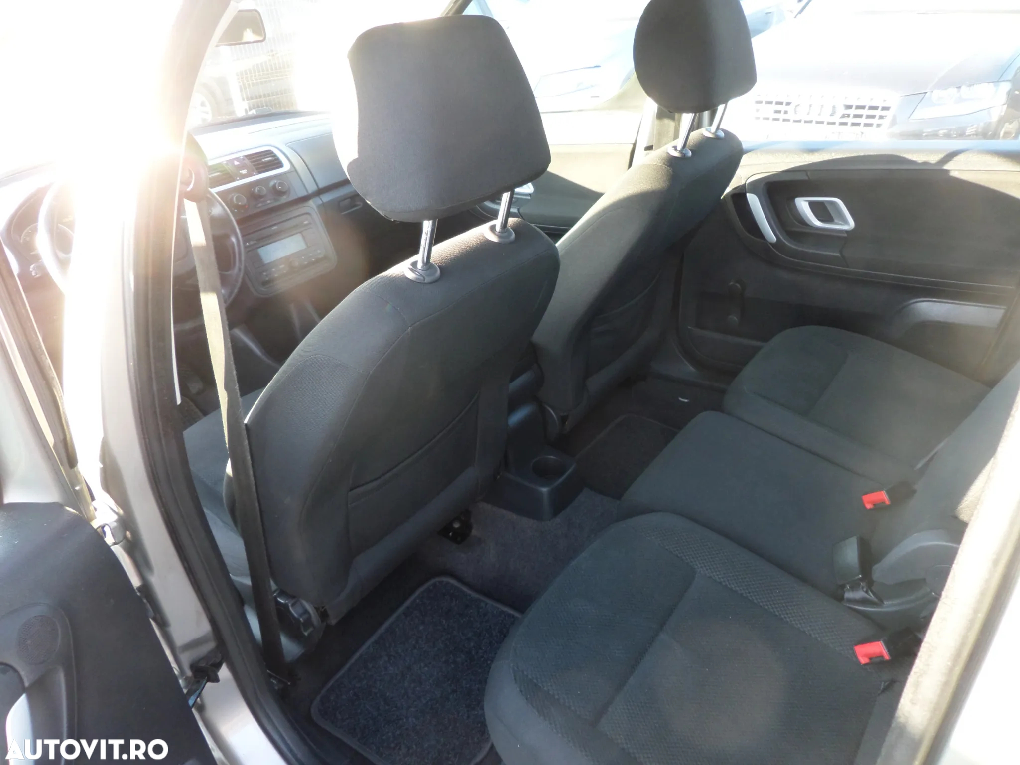 Skoda Roomster 1.9 TDI Comfort PLUS EDITION - 12