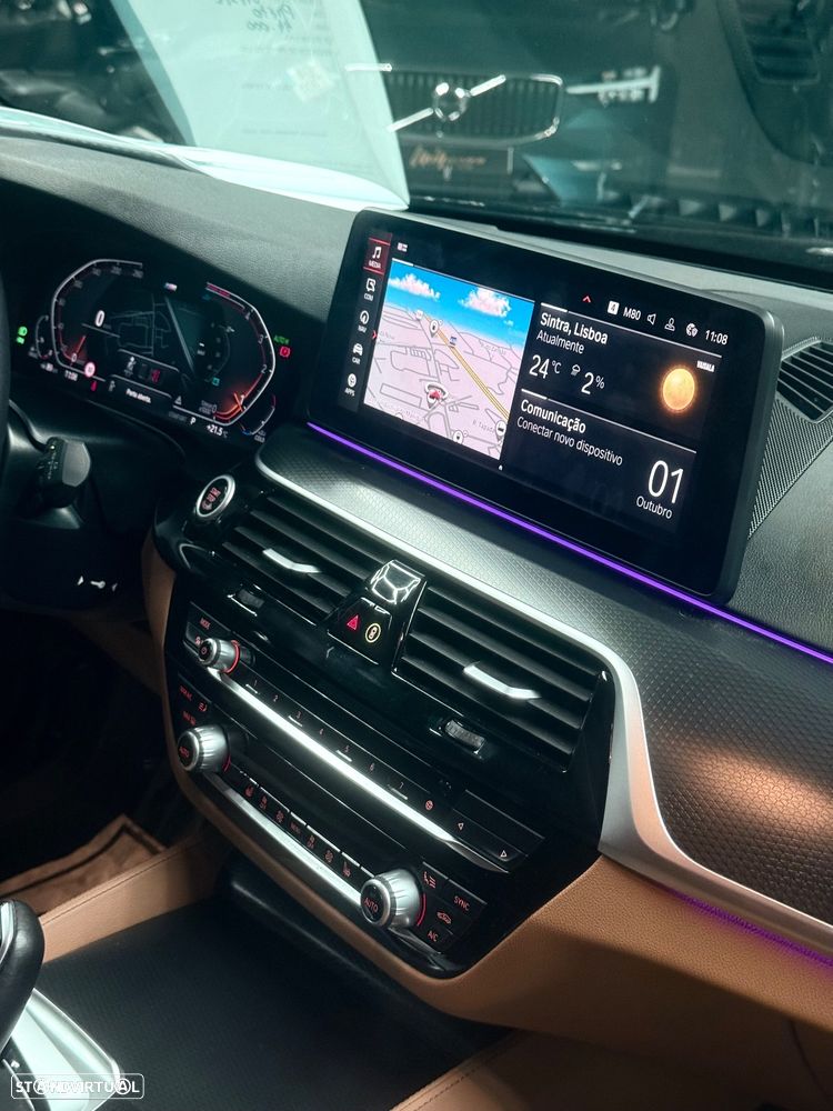 BMW 520 d xDrive Pack Desportivo M Pro - 28