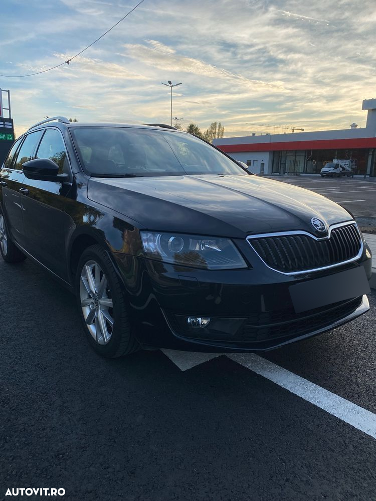 Skoda Octavia 1.6 TDI DSG Style - 4