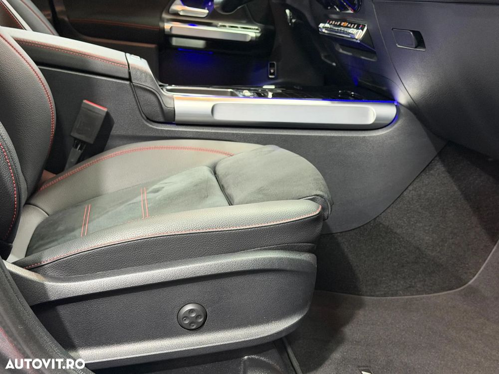 Mercedes-Benz GLB - 23