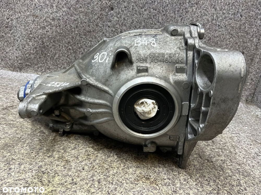 Most tylny dyferencjal dyfer tyl BMW G30 3.0i B48B20 3.46 BDB - 3