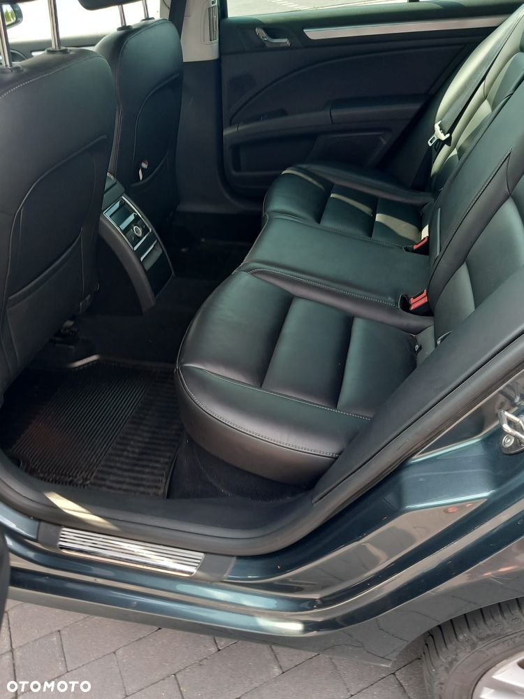 Skoda Superb 2.0 TDI DSG Ambition - 3