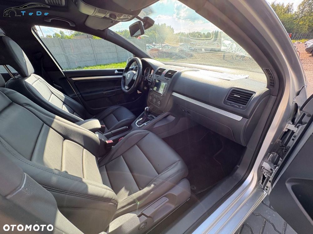 Volkswagen Golf R32 4Motion DSG - 36