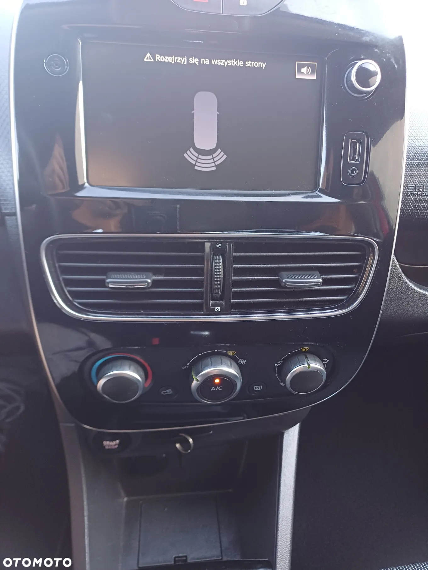 Renault Clio TCe 90 BUSINESS EDITION - 16