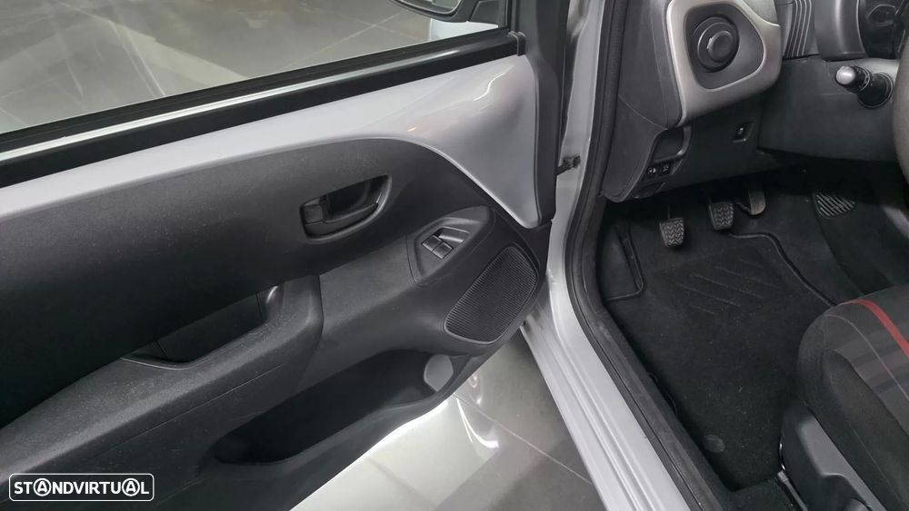 Peugeot 108 1.0 VTi Active - 4