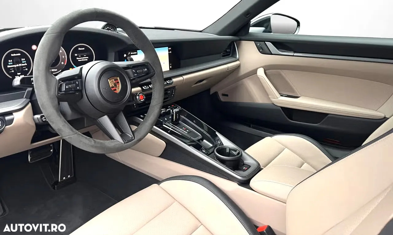 Porsche 992 - 2