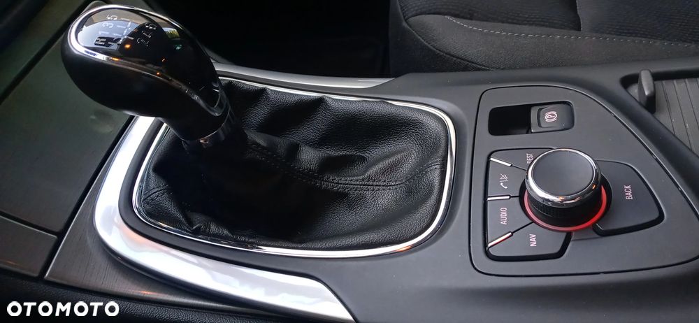 Opel Insignia 2.0 CDTI - 33