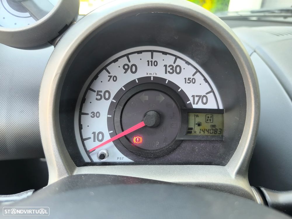 Citroën C1 1.0 Sensodrive Exclusive - 2