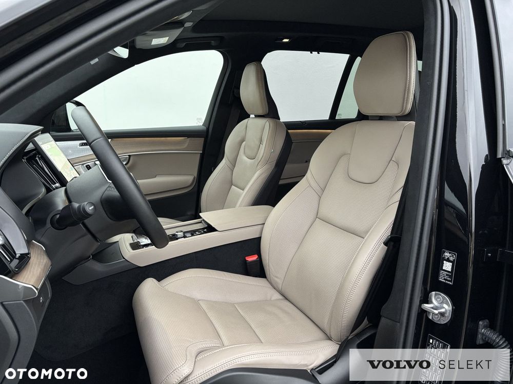 Volvo XC 90 - 8