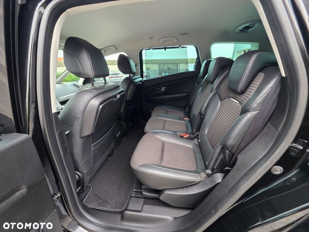 Renault Grand Scenic - 18