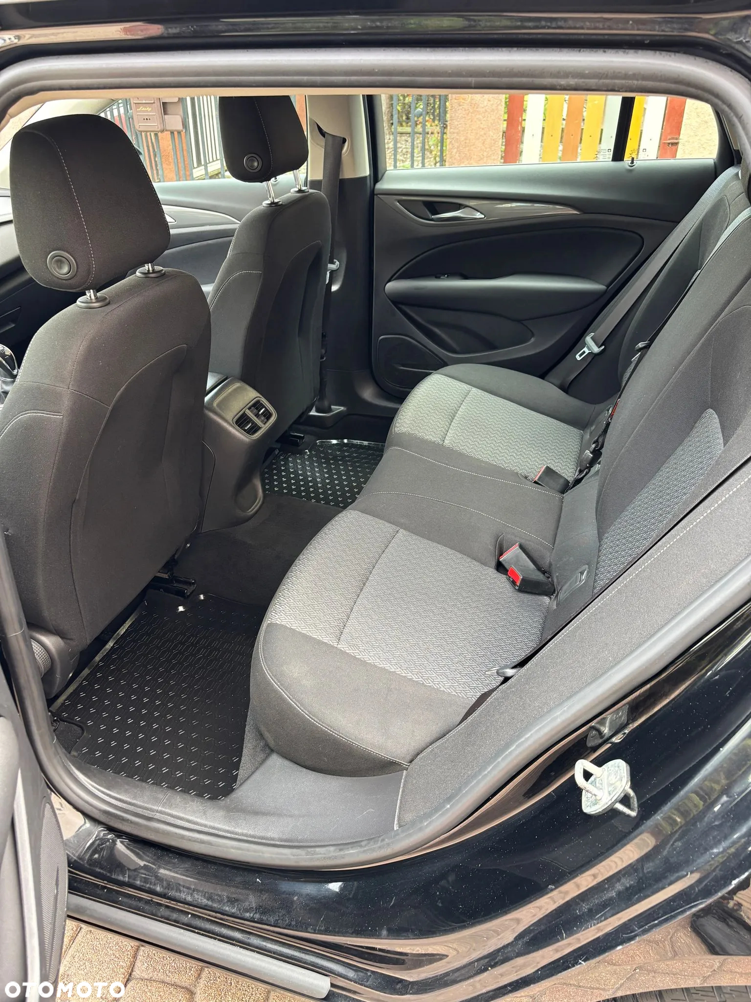 Opel Insignia 1.6 CDTI Enjoy S&S Eco - 10