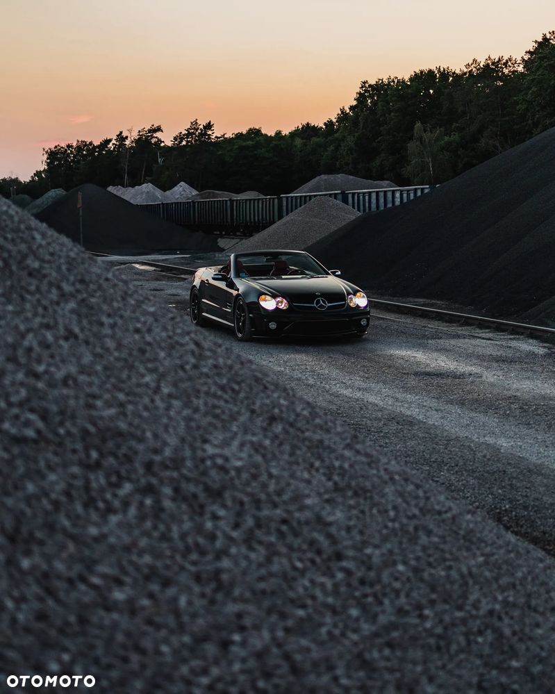Mercedes-Benz SL 55 AMG - 11