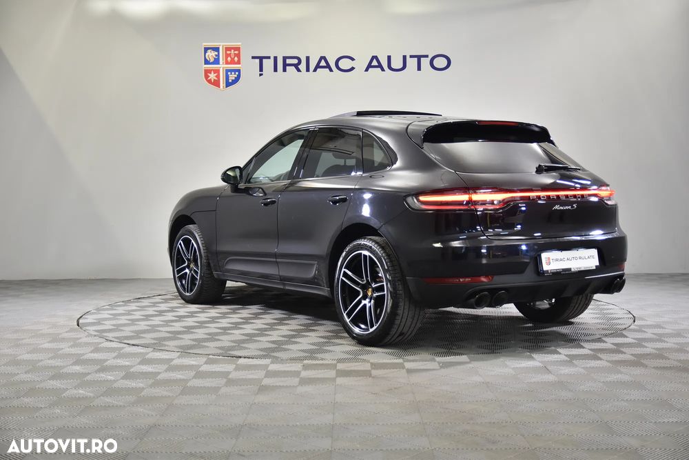 Porsche Macan - 4