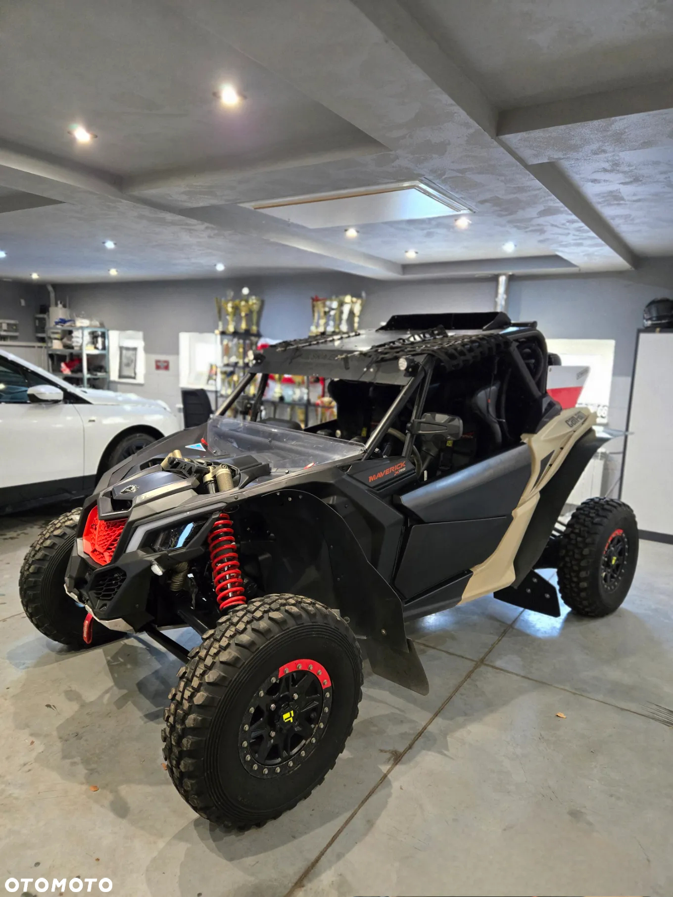 Can-Am Maverick - 13