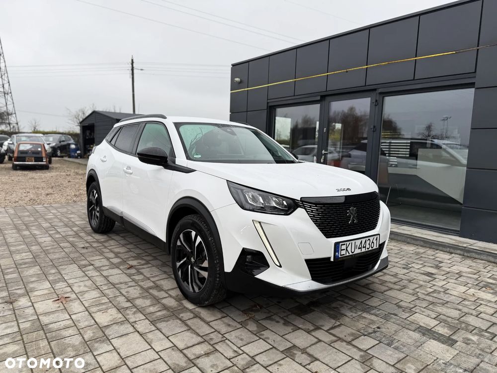 Peugeot 2008 1.2 PureTech Allure S&S EAT8 - 8