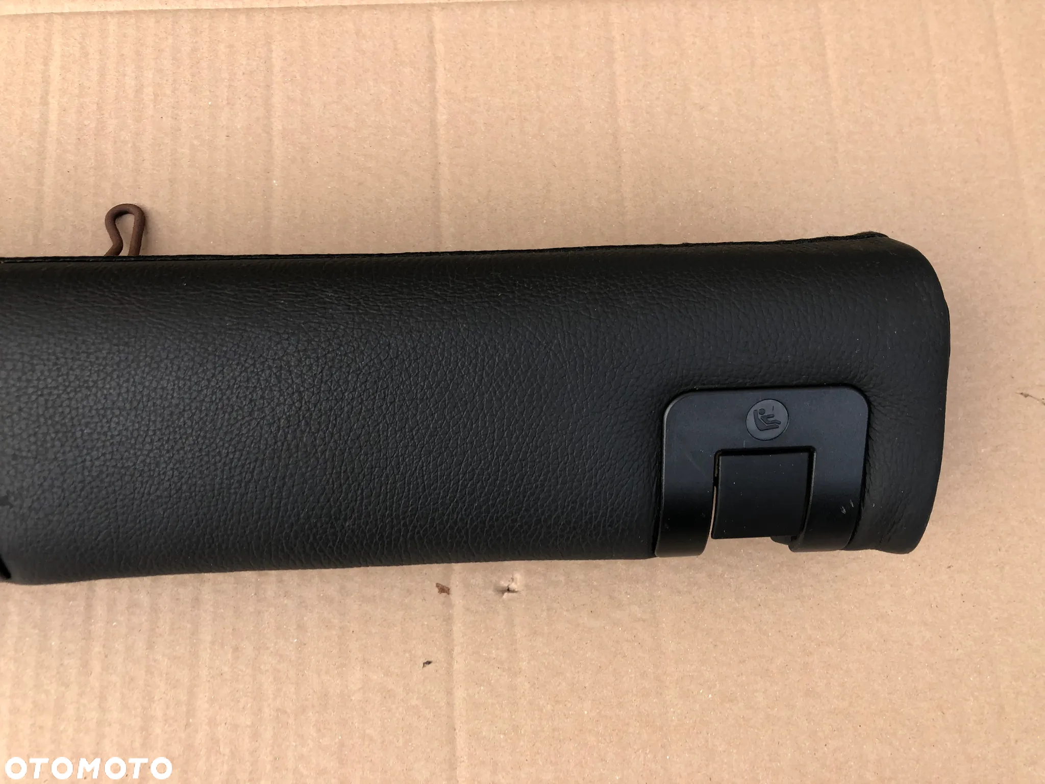 LISTWA KANAPY TYŁ BMW E61 ISOFIX CZARNA SKÓRA - 5