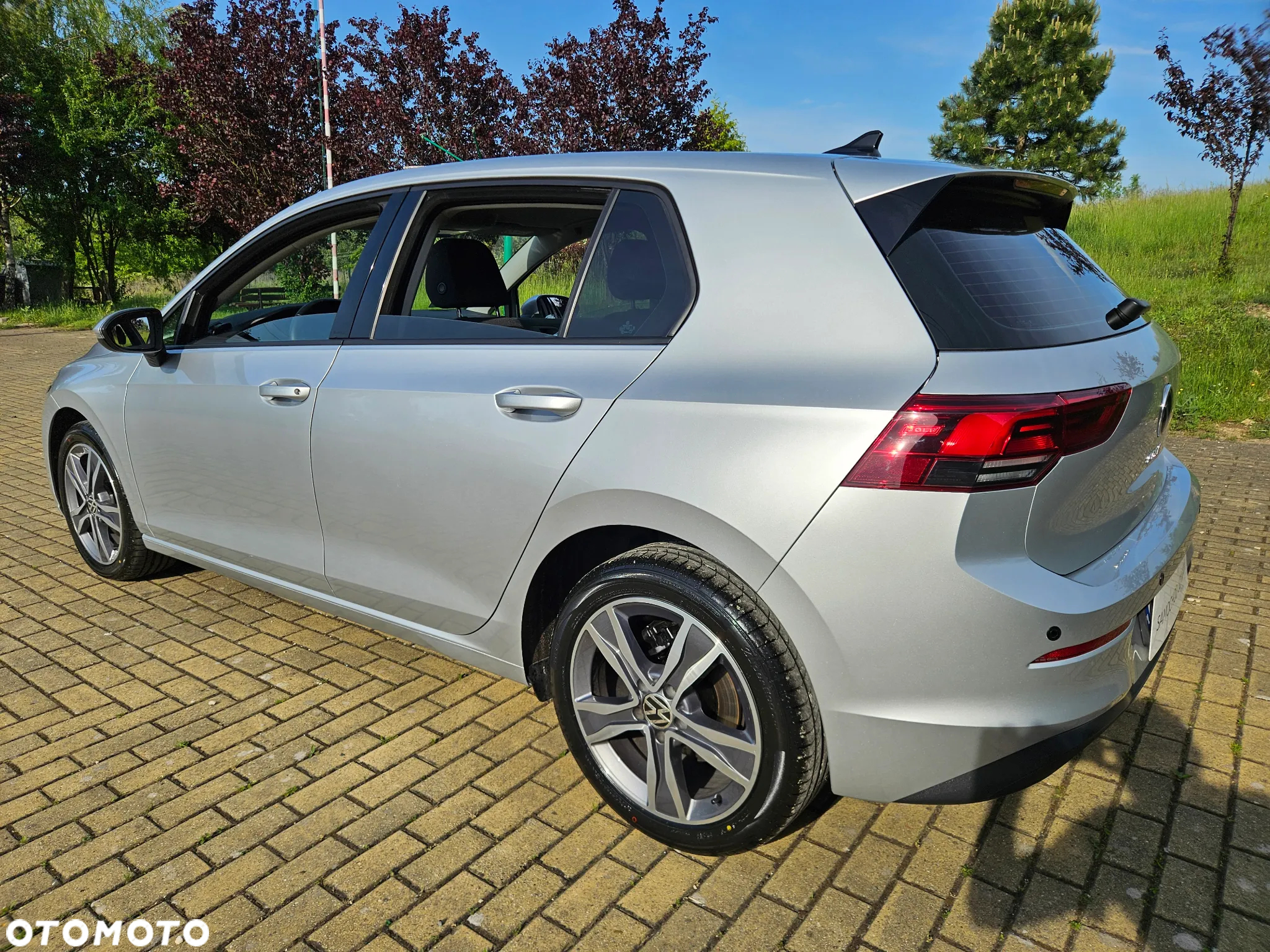Volkswagen Golf VIII 2.0 TDI - 11