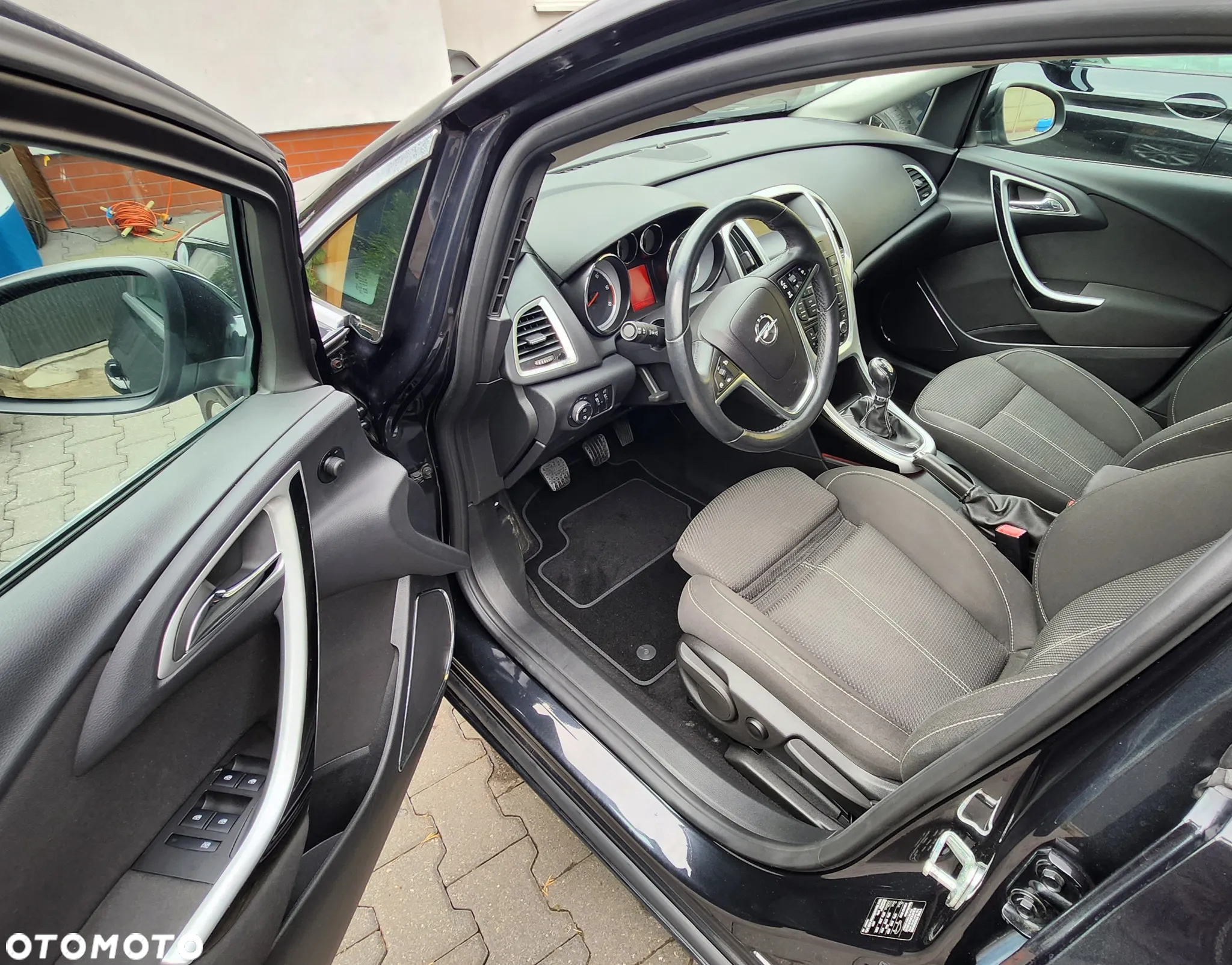 Opel Astra 1.7 CDTI DPF Active - 10