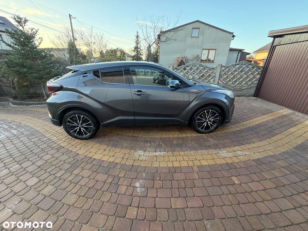 Toyota C-HR 1.8 Hybrid Prestige - 4