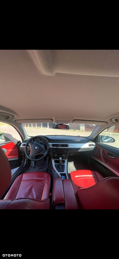 BMW Seria 3 325xi - 13