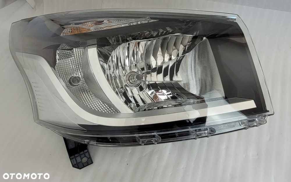 LAMPA PRZÓD PRAWA ZWYKŁA RENAULT TRAFIC III 2014- 260108047R - 3
