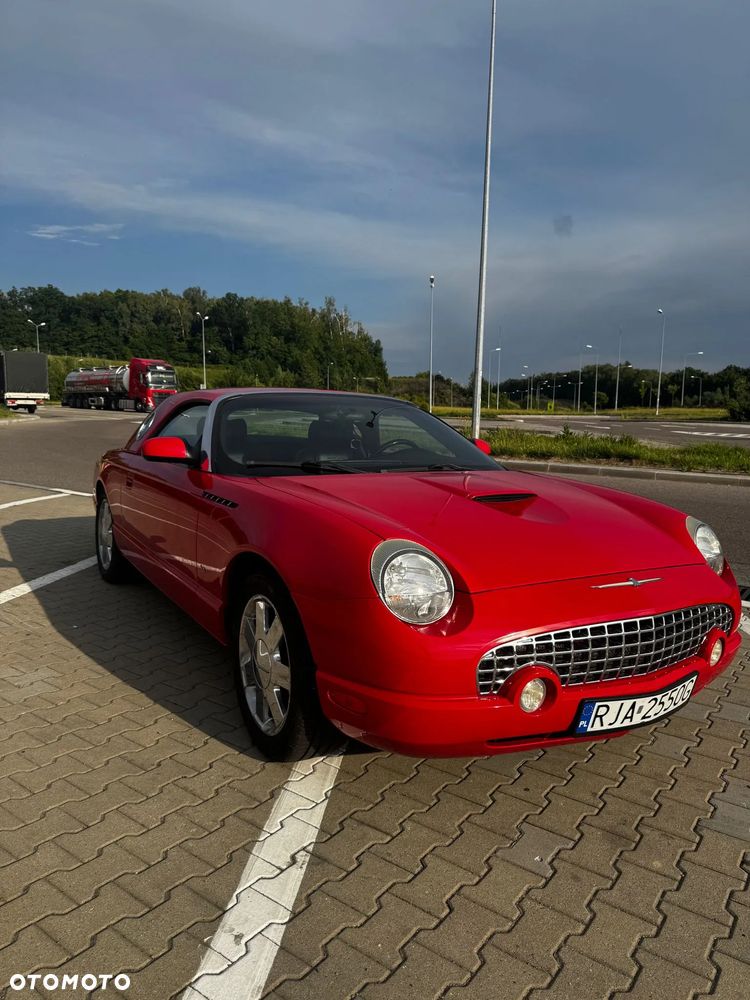 Ford Thunderbird - 2