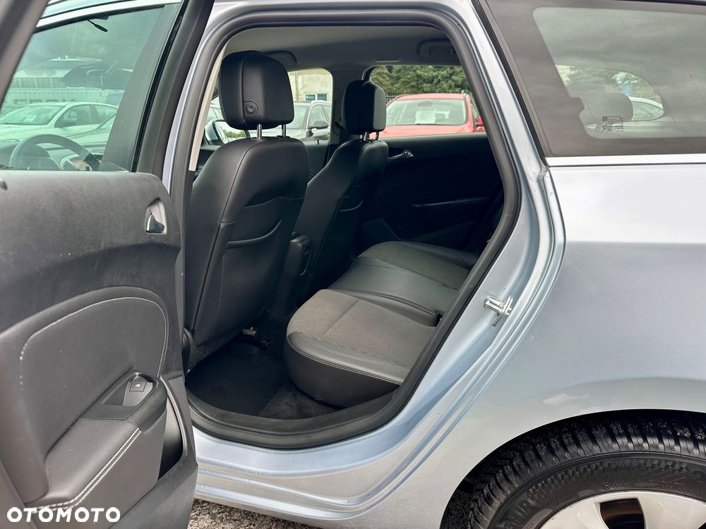 Opel Astra 1.6 ECOTEC DI Turbo ecoFLEX Start/Stop Exklusiv - 27