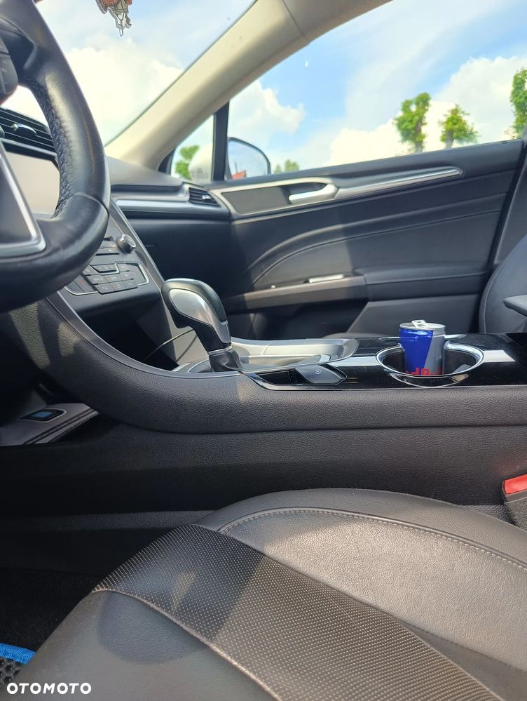 Ford Mondeo 2.0 TDCi Titanium PowerShift - 2