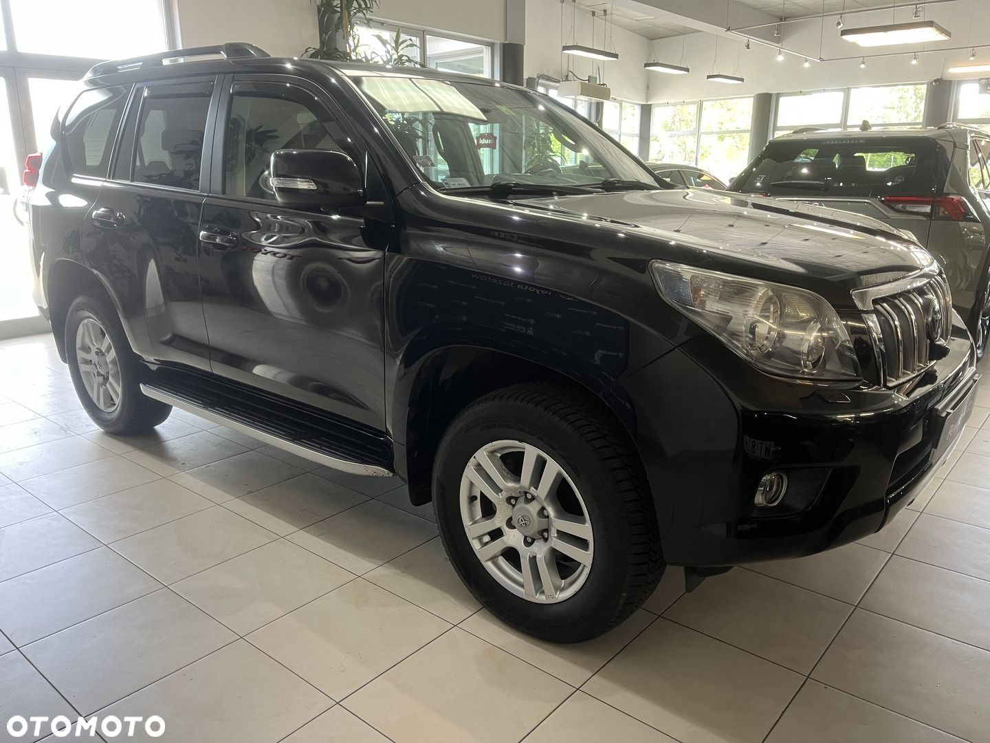 Toyota Land Cruiser LC 3.0 D-4D Prestige - 2