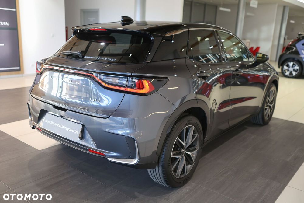 Lexus LBX 1.5 Hybrid Emotion - 13