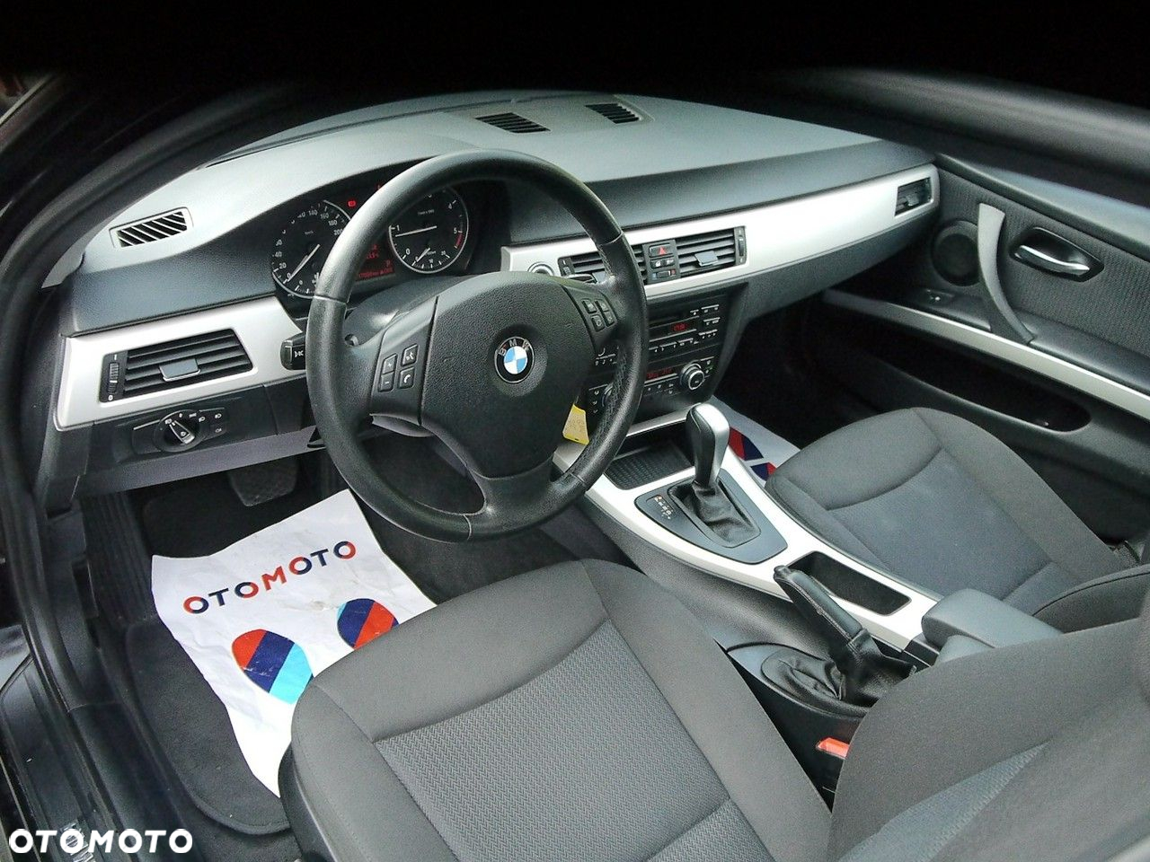 BMW Seria 3 318d - 20