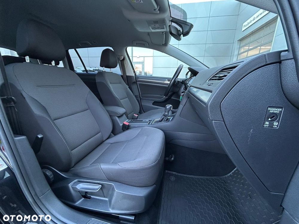 Volkswagen Golf 1.4 TSI BMT Comfortline DSG - 17