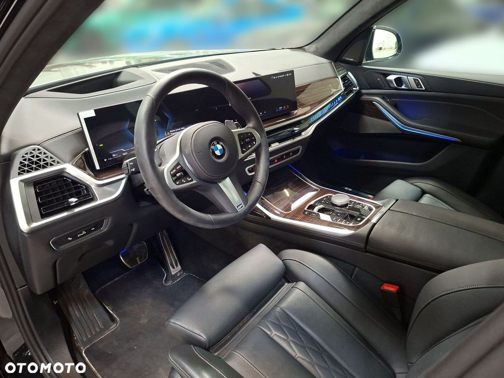 BMW X7 - 11
