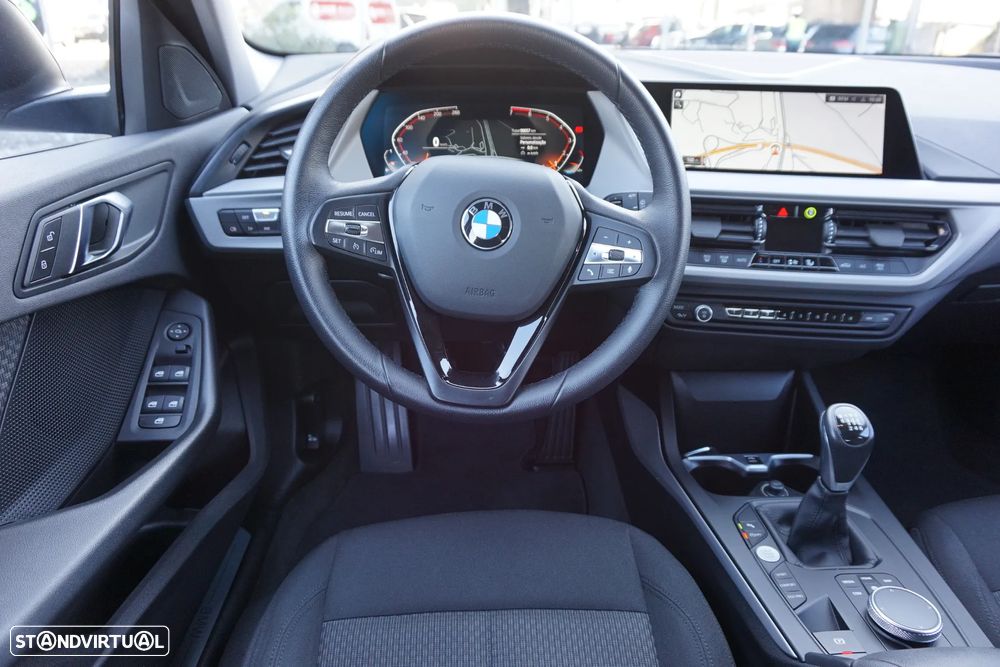 BMW 118 i Advantage - 24