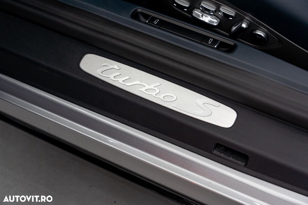 Porsche 911-TURBO-S Standard - 28