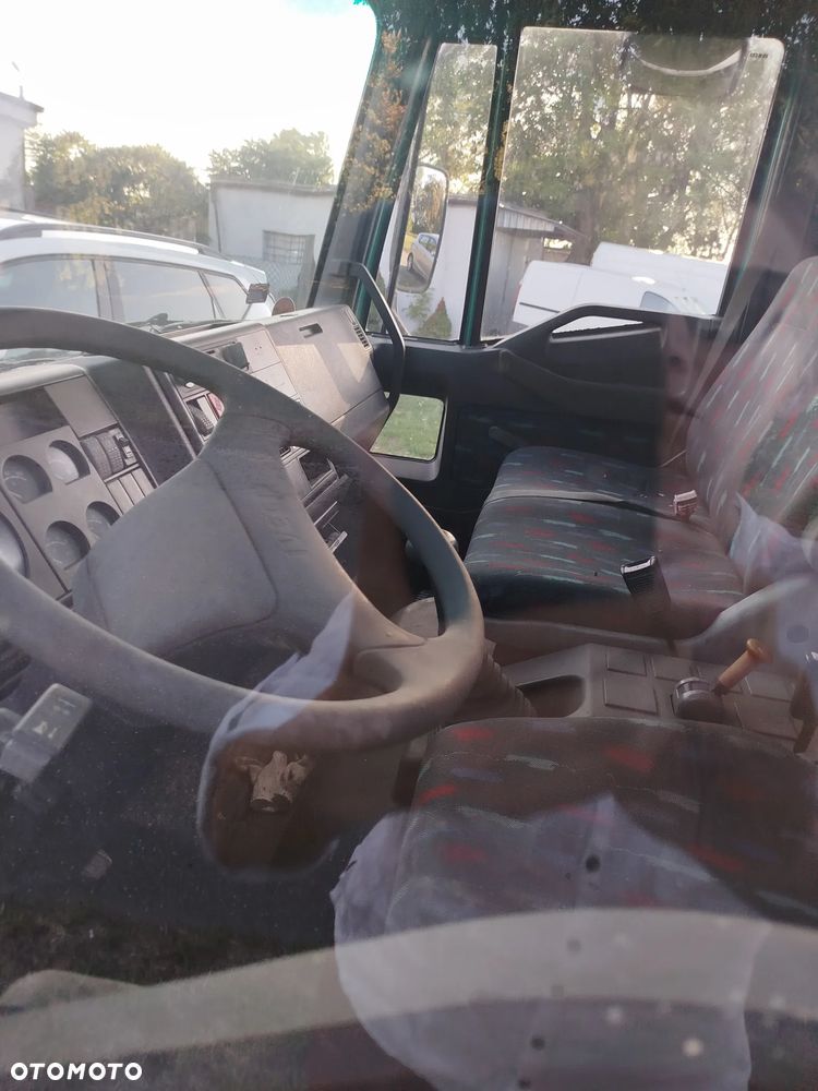 Iveco 65E12 - 11