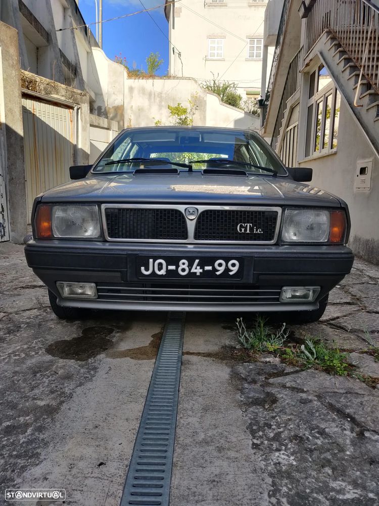 Lancia Delta 1.6 GT ie - 13