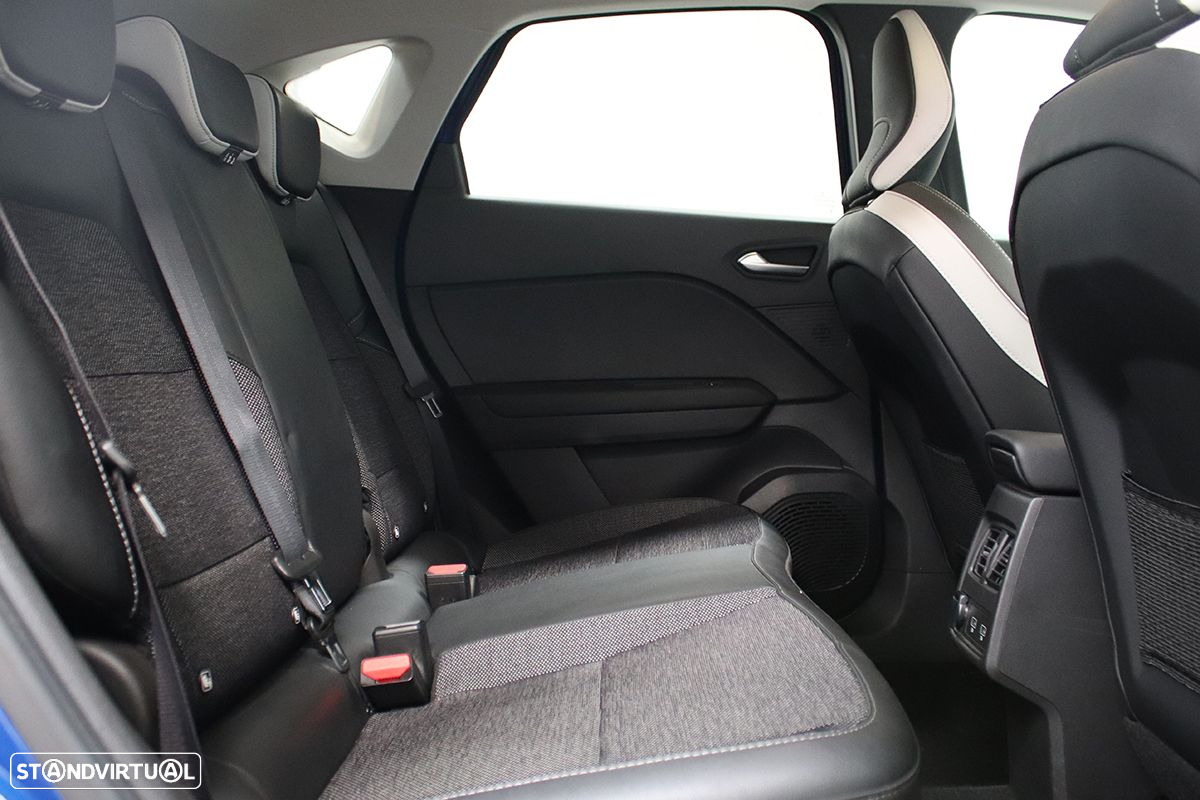 Renault Captur 1.0 TCe Techno Bi-Fuel - 23