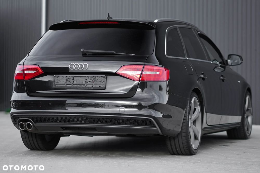 Audi A4 Avant 2.0 TDI DPF clean diesel S line Sportpaket - 11