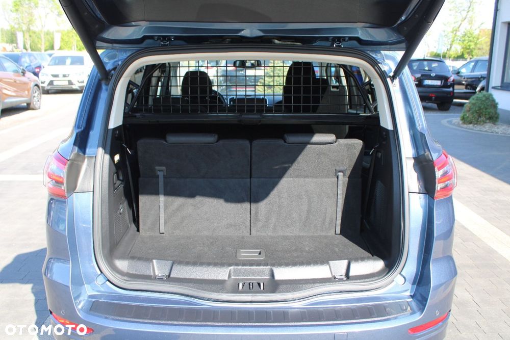Ford S-Max - 15