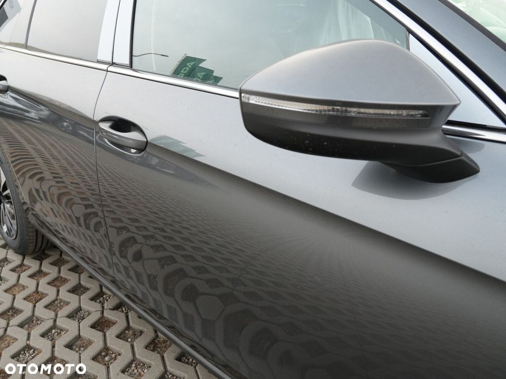 Skoda Superb 2.0 TSI Selection DSG - 15