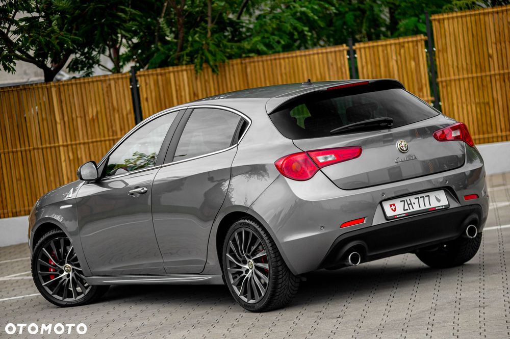 Alfa Romeo Giulietta 1.8 TBi 16V TCT Quadrifoglio Verde - 10