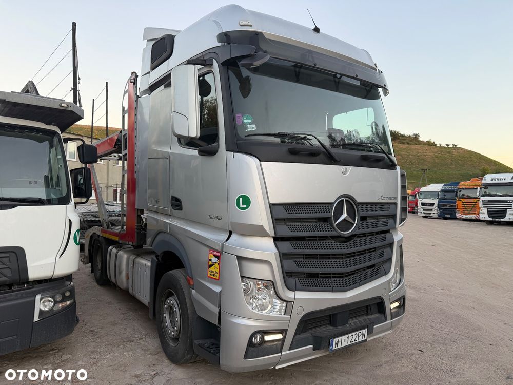 Mercedes-Benz Actros - 2
