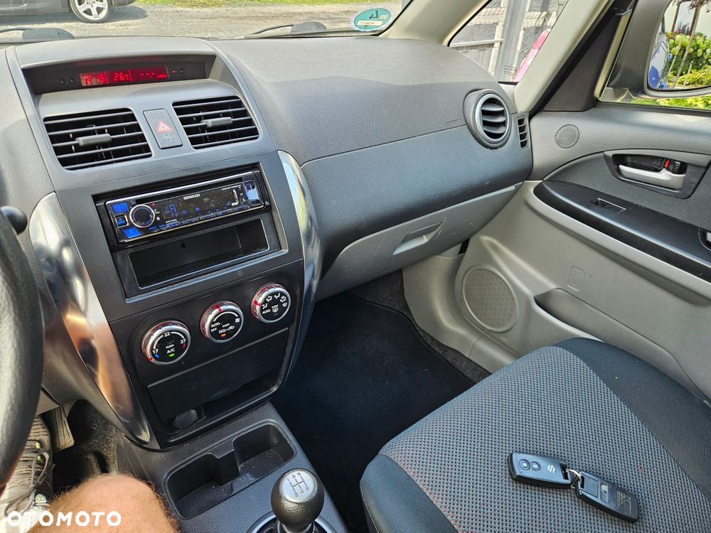 Suzuki SX4 1.6 VVT 4x2 Comfort Dance - 15