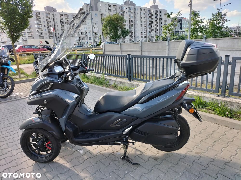 Yamaha MT - 9