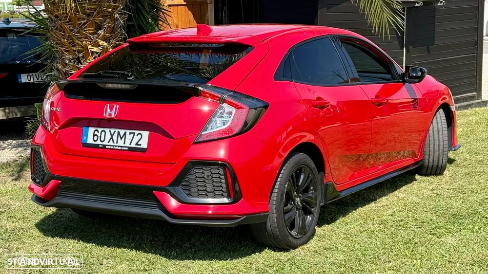 Honda Civic 1.0 i-VTEC Executive Premium - 9