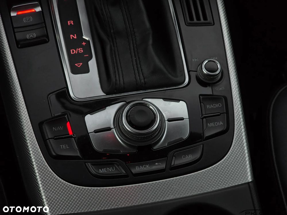 Audi A4 Avant 2.0 TDI clean diesel Quattro S tronic - 28